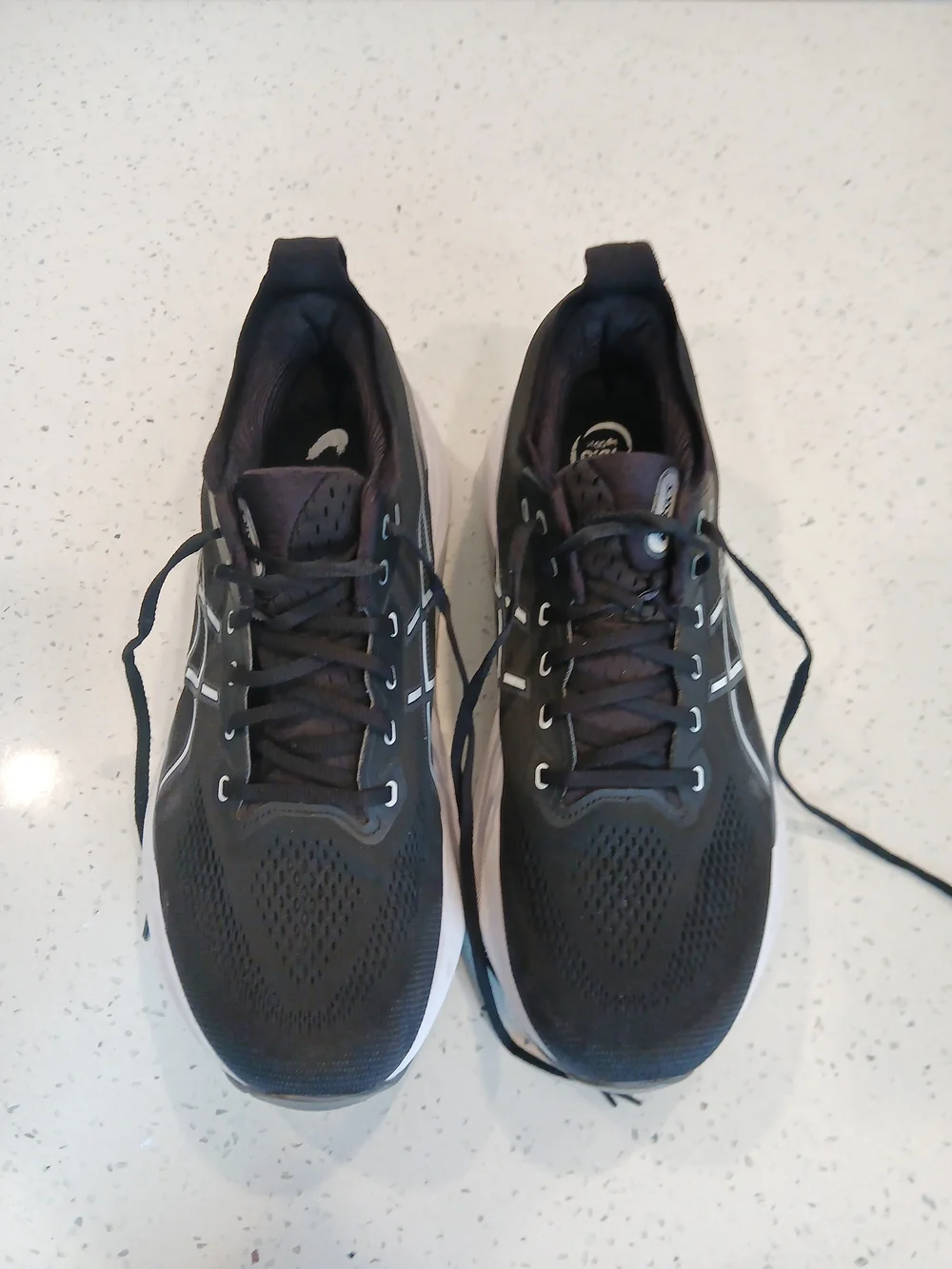 Asics Gel-Kayano 31 Mens Size 14 Black White Athletic Running Shoes Sneakers